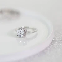 /public/photos/live/Halo set Engagement Ring-1073 (1).webp